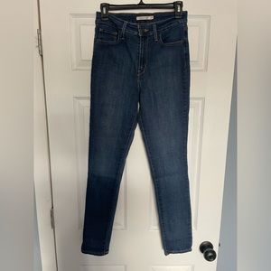 Levi 711 Skinny Jeans - Like New